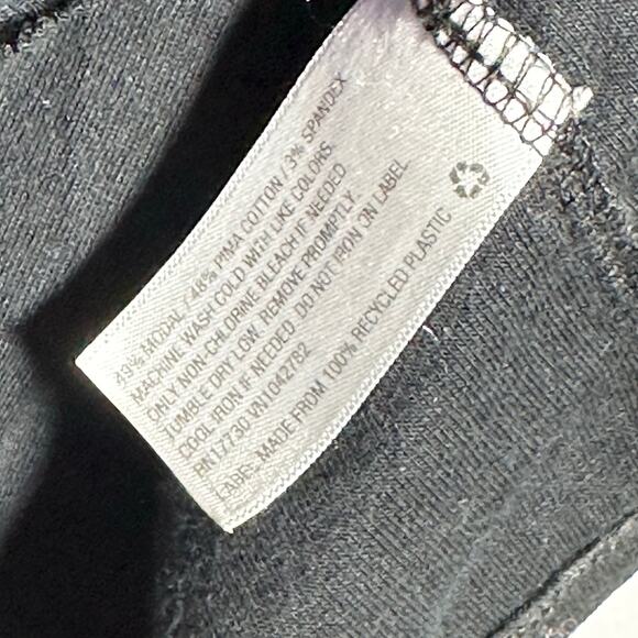 Isabel Maternity Ingrid & Isabel Black Tank Top Size L Layering FLAW - Picture 9 of 10